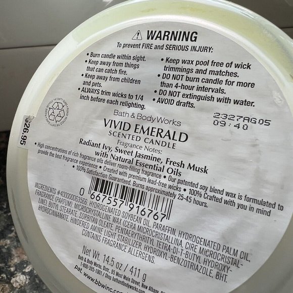 VIVID EMERALD Bath & and Body Works 3 Wick Candle 14.5 Oz - Picture 2 of 3